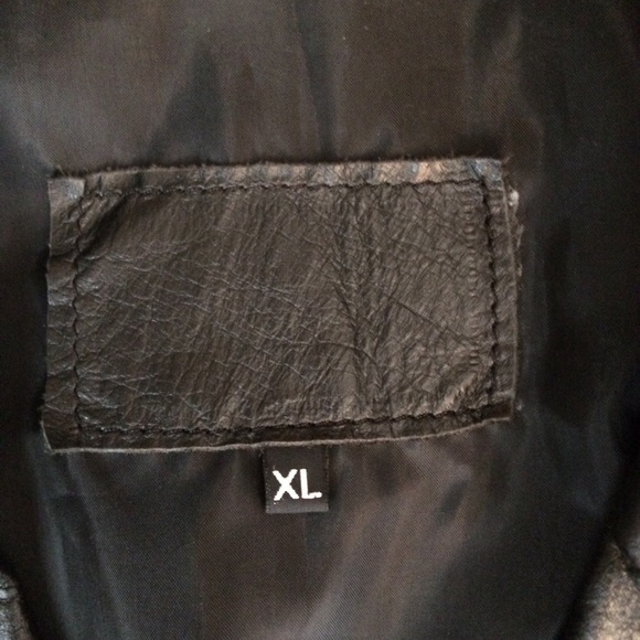 Italian Leather Trench XL - Picture 4 of 8